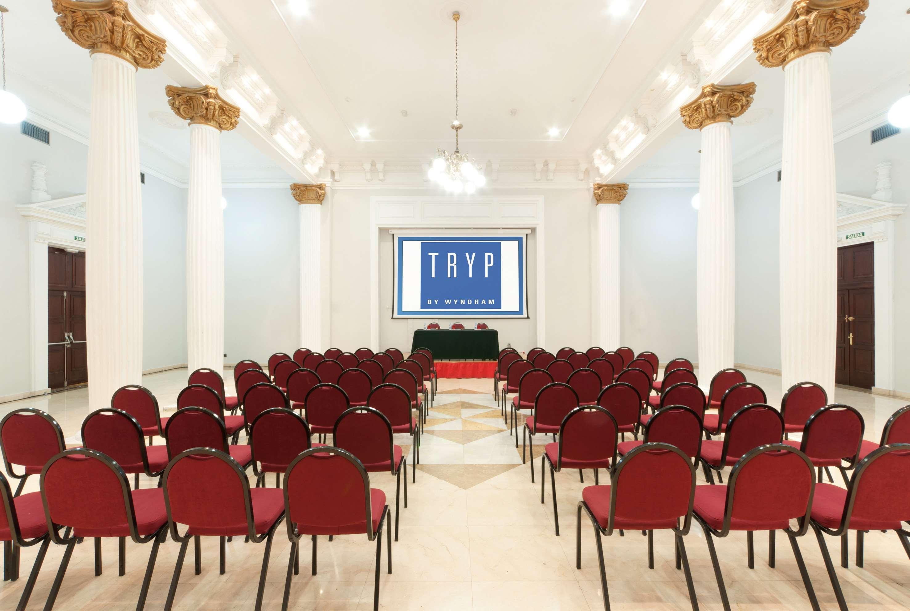 Casa De Las Artes, Member Of Melia Collection Мадрид Екстериор снимка