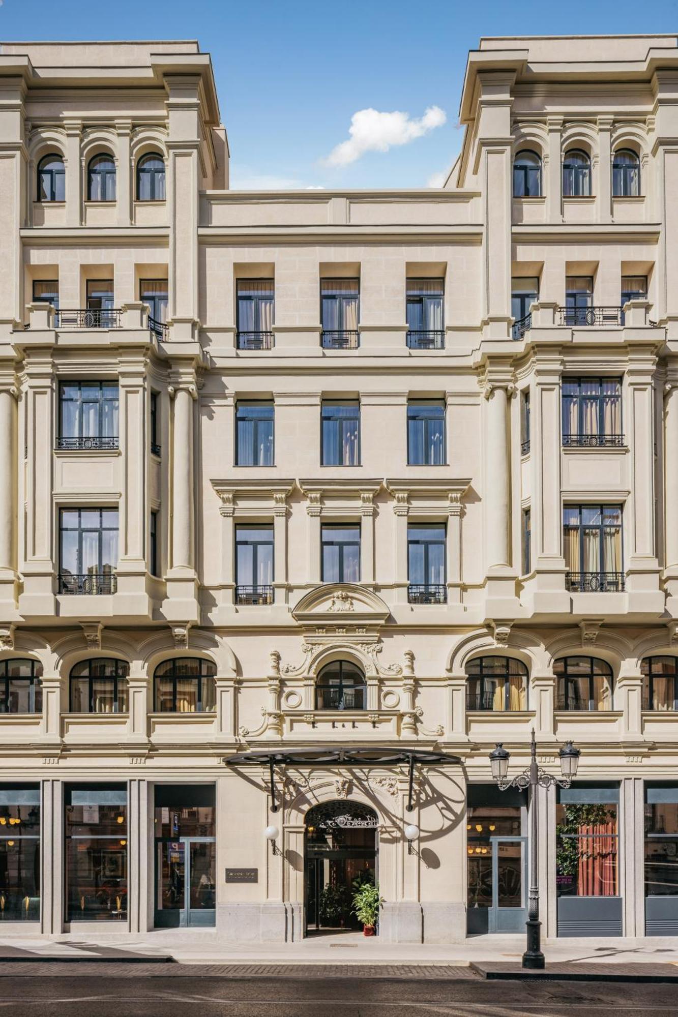 Casa De Las Artes, Member Of Melia Collection Мадрид Екстериор снимка